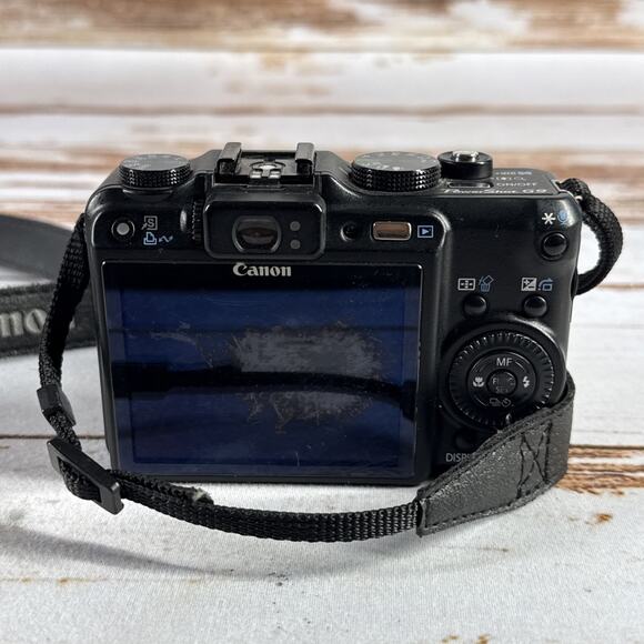 Canon Powershot G9 12.1MP Digital Camera Will Not Power On Parts Repair - Picture 3 of 5